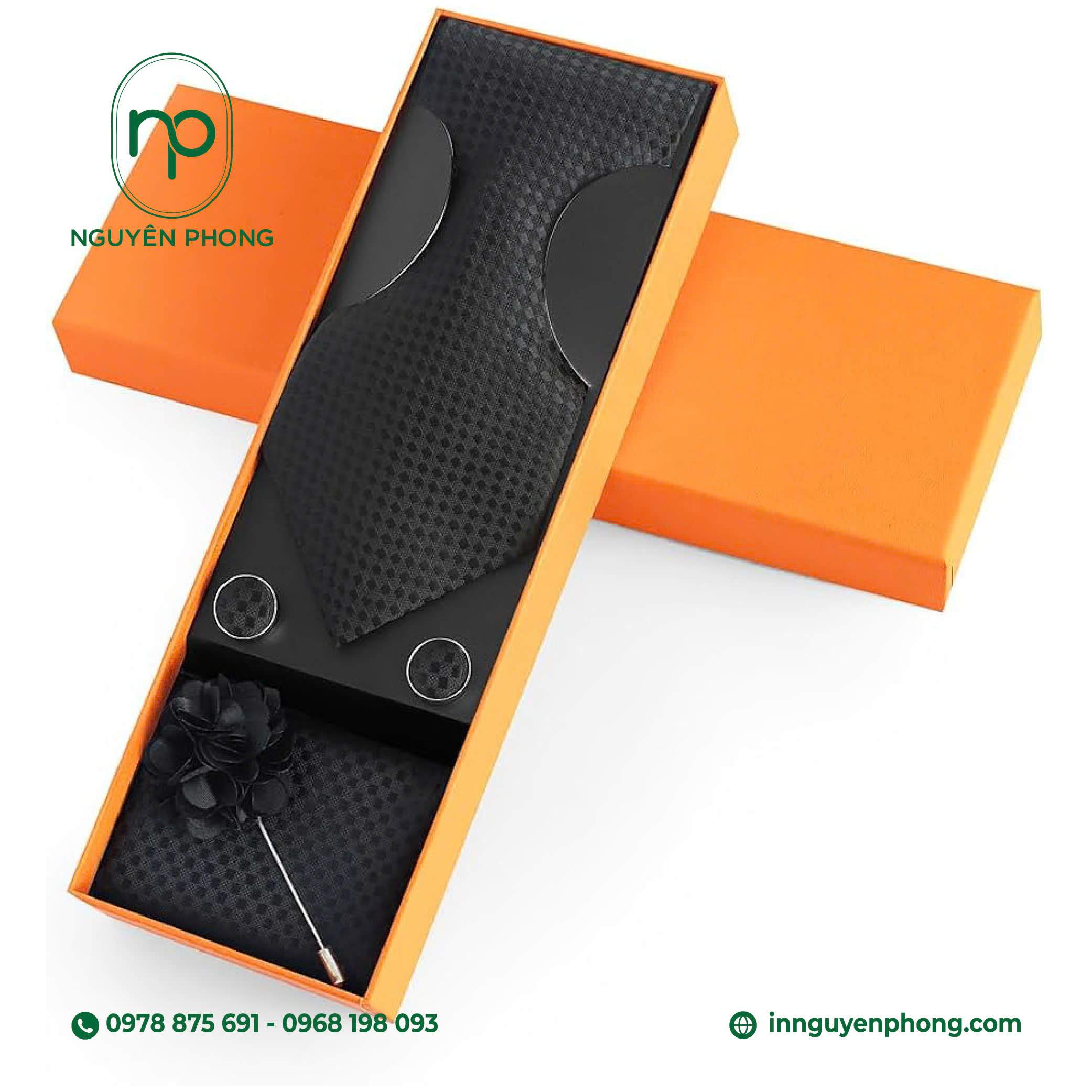 Hộp đựng cà vạt sang trọng sau khi gia công 